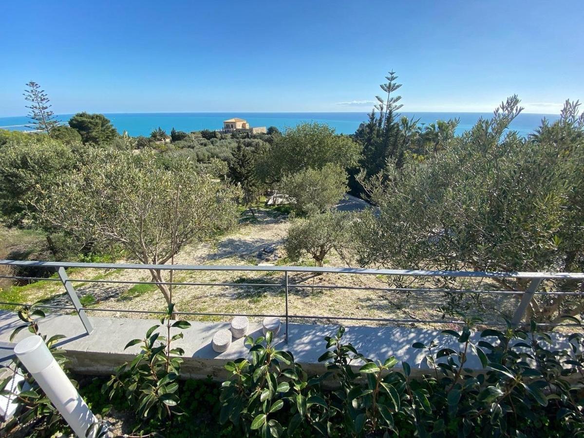 Il Mare Di Giu Boutique Guesthouse Ликата Екстериор снимка